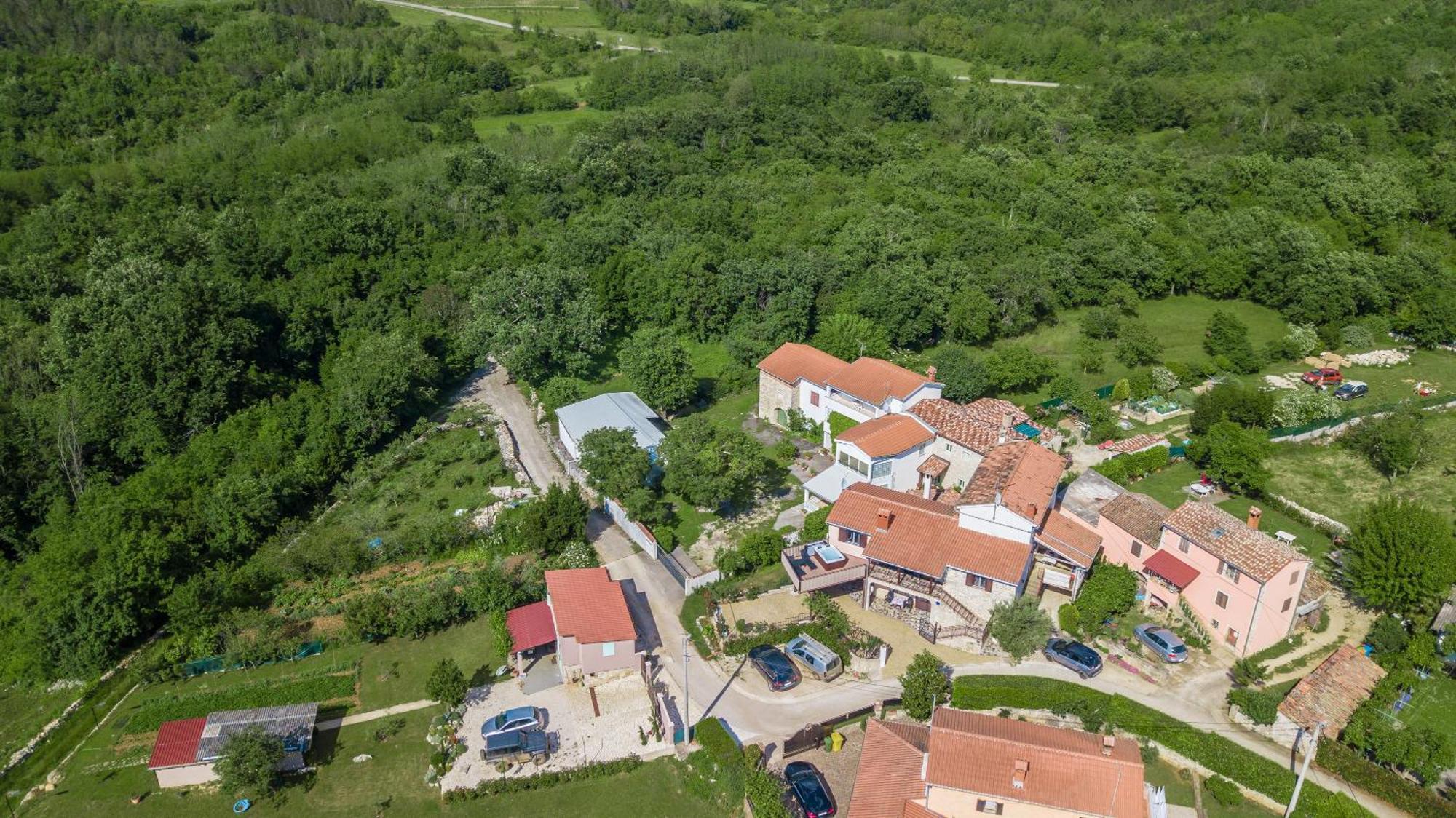 Villa Michelle Karojba Exterior foto